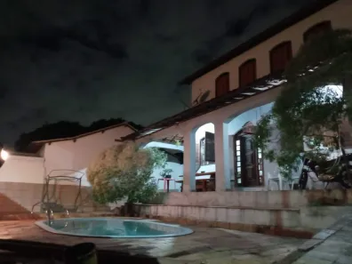 Casa com 4 Quartos à venda, 118m² no Fonte Grande, Contagem