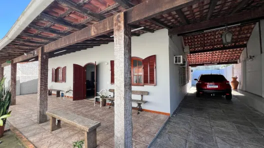 Casa com 4 Quartos à venda, 250m² no Vila Blanche, Cabo Frio