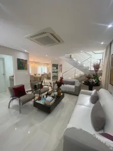 Casa com 4 Quartos à venda, 270m² no Buraquinho, Lauro de Freitas
