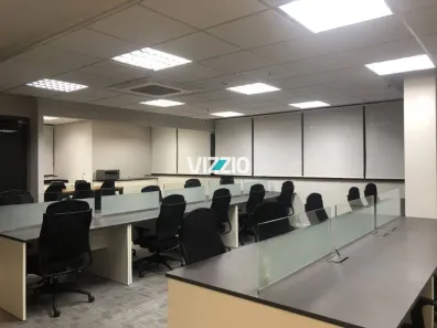 Sala Comercial para alugar, 300m² no Vila Olímpia, São Paulo