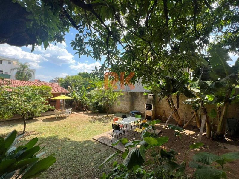 Casa com 2 quartos — Ouro Preto, Belo Horizonte