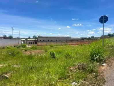 Lote/Terreno à venda, 1800m² no Centro, Luziânia