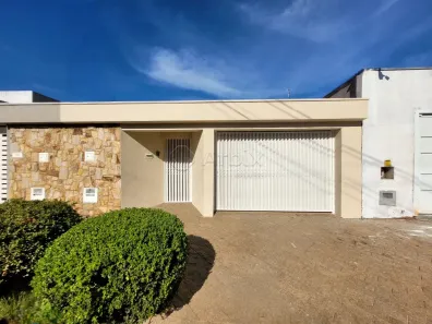 Casa com 3 Quartos à venda, 235m² no Parque Novo Mundo, Americana