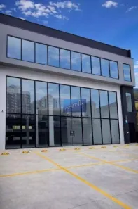 Prédio Comercial para alugar, 559m² no Vila Regente Feijó, São Paulo