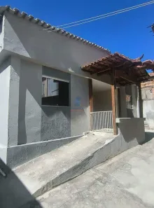 Casa com 4 Quartos para alugar, 90m² no Industrial Itaú, Contagem