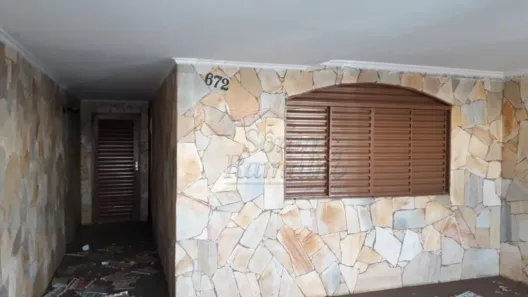 Casa com 3 Quartos à venda, 166m² no Vila Tibério, Ribeirão Preto