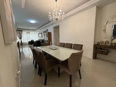 Apartamento com 4 Quartos à venda, 200m² no Meia Praia, Itapema