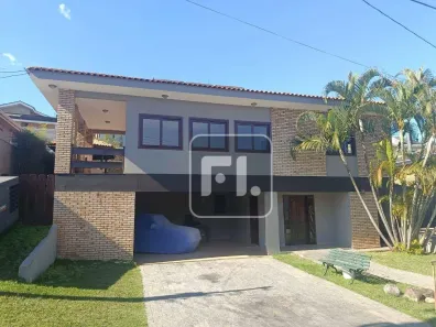 Casa de Condomínio com 3 Quartos para alugar, 250m² no Alphaville, Santana de Parnaíba