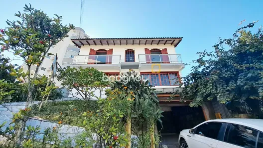 Casa com 4 Quartos à venda, 373m² no Abraão, Florianópolis