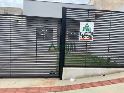 Casa com 3 Quartos à venda, 63m² no Conjunto Habitacional José Garcia Molina, Londrina