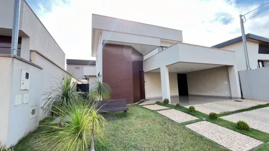 Sobrado com 4 Quartos à venda, 220m² no Jardins Bolonha, Senador Canedo