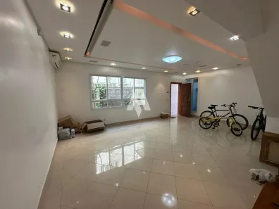 Casa com 3 Quartos à venda, 165m² no Embaré, Santos