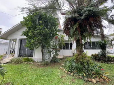 Casa com 3 Quartos para venda ou aluguel, 300m² no Portão, Curitiba