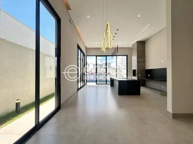 Casa de Condomínio com 3 Quartos à venda, 211m² no Jardim Botânico, Uberlândia