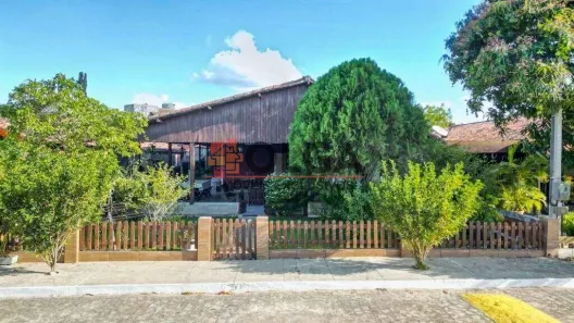 Casa com 4 Quartos à venda, 288m² no Santana, Gravatá
