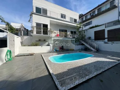 Casa com 3 Quartos à venda, 550m² no Itacorubi, Florianópolis