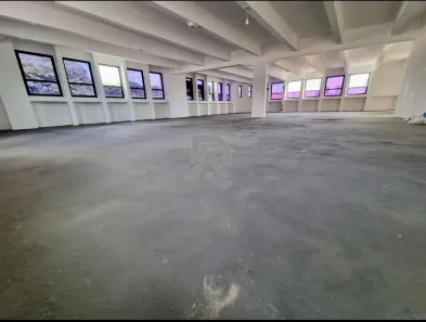 Imóvel Comercial para alugar, 1000m² no Butantã, São Paulo