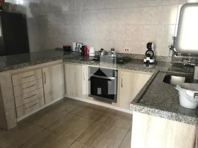 Casa com 3 Quartos à venda, 150m² no Tulipas, Jundiaí