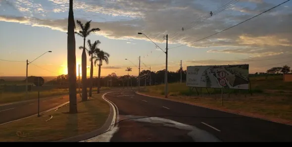 Lote/Terreno à venda, 210m² no Loteamento San Fernando Valley, São José do Rio Preto