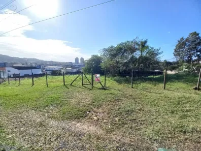 Lote/Terreno à venda, 438m² no Ceará, Criciúma
