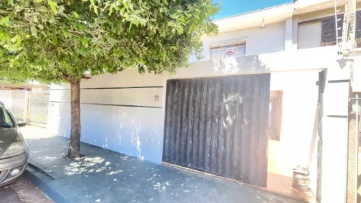 Casa com 4 Quartos à venda, 300m² no Jardim Londrilar, Londrina