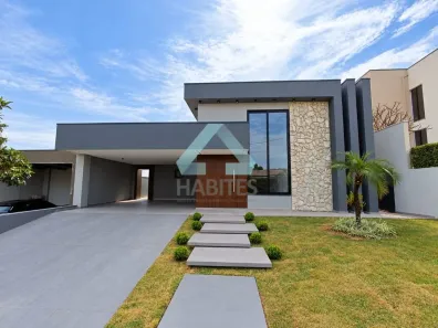 Casa de Condomínio com 3 Quartos à venda, 300m² no Parque Residencial Nazaré, Botucatu
