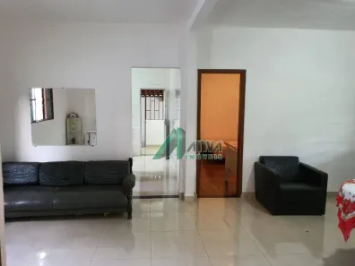 Casa com 3 Quartos à venda, 200m² no Periperi, Capim Branco