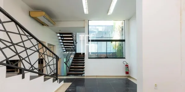 Imóvel Comercial com 1 Quarto à venda, 245m² no Cambuí, Campinas