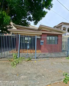 Casa com 4 Quartos para alugar, 166m² no Setor Centro Oeste, Goiânia