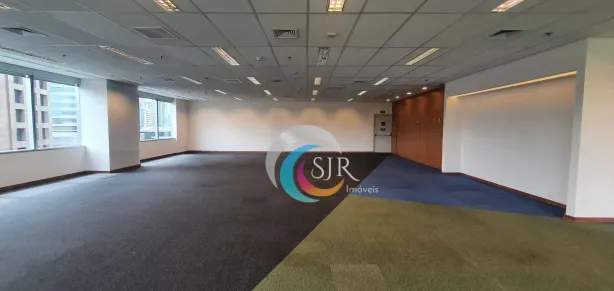 Sala Comercial para alugar, 826m² no Vila Gertrudes, São Paulo