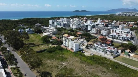 Lote/Terreno à venda, 882m² no Rio Tavares, Florianópolis