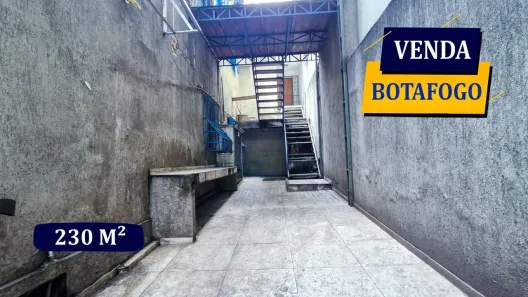 Casa com 8 Quartos à venda, 230m² no Humaitá, Rio de Janeiro