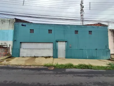 Casa com 4 Quartos à venda, 300m² no Renascença, São Luís
