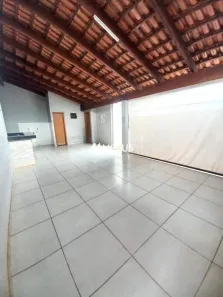 Casa com 3 Quartos à venda, 180m² no Novo Mundo, Uberlândia