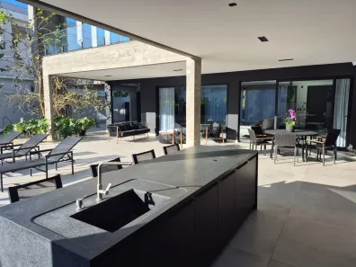 Casa com 5 Quartos à venda, 513m² no Jurerê Internacional, Florianópolis