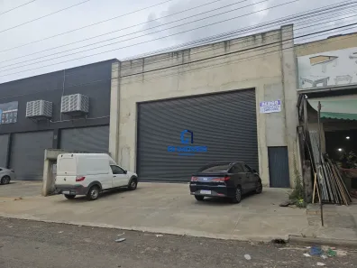 Galpão/Depósito/Armazém para alugar, 525m² no Moinho dos Ventos, Goiânia