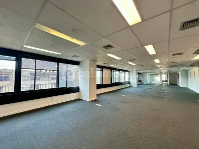 Sala Comercial para alugar, 296m² no Centro, Rio de Janeiro