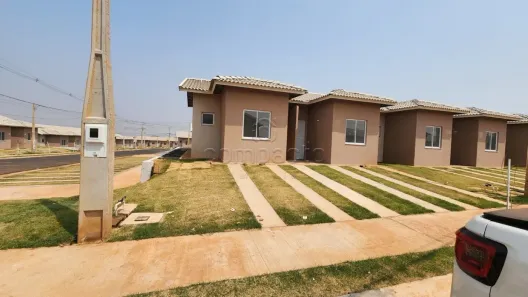 Casa de Condomínio com 2 Quartos para alugar, 43m² no Parque dos Passaros, Bady Bassitt