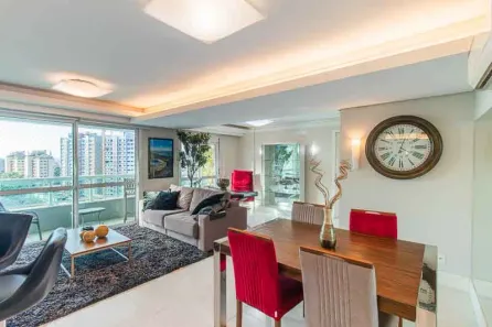 Apartamento com 2 Quartos à venda, 120m² no Três Figueiras, Porto Alegre