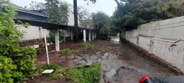 Lote/Terreno à venda, 300m² no Vila Ipiranga, Porto Alegre