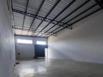 Galpão/Depósito/Armazém para alugar, 250m² no Pampulha, Uberlândia