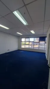 Sala Comercial para alugar, 41m² no Sítio Tamboré Alphaville, Barueri