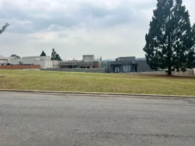 Lote/Terreno à venda, 550m² no Granja Viana, Carapicuíba