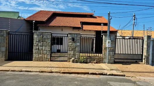 Casa com 4 Quartos à venda, 330m² no Boa Esperança, Cuiabá