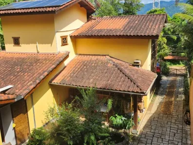 Casa de Condomínio com 3 Quartos à venda, 250m² no Feiticeira, Ilhabela