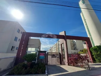 Apartamento com 2 Quartos para alugar, 45m² no Serraria, São José