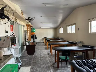 Casa com 6 Quartos à venda, 228m² no Glória, Contagem