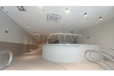 Sala Comercial para alugar, 80m² no Enseada do Suá, Vitória