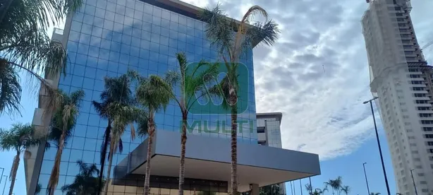 Ponto Comercial com 1 Quarto para alugar, 141m² no Jardim Karaíba, Uberlândia