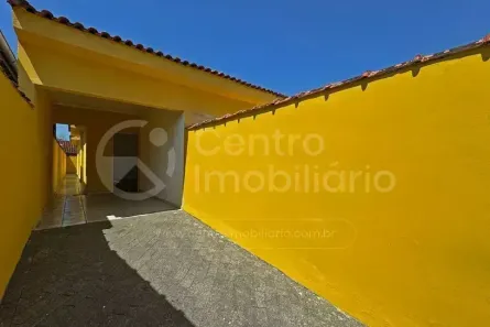Casa com 3 Quartos à venda, 99m² no , Peruíbe